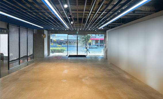 建物, 屋内, 床, 大きい が含まれている画像

AI 生成コンテンツは誤りを含む可能性があります。